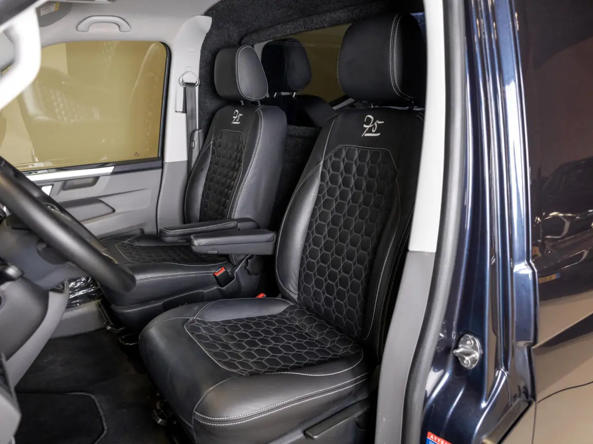 2.0 TDI L2H1 30 Bulli 75 Edition / 204pk / Achteruitrij camera / Stoelverwarming / Leder / Virtual cockpit /
