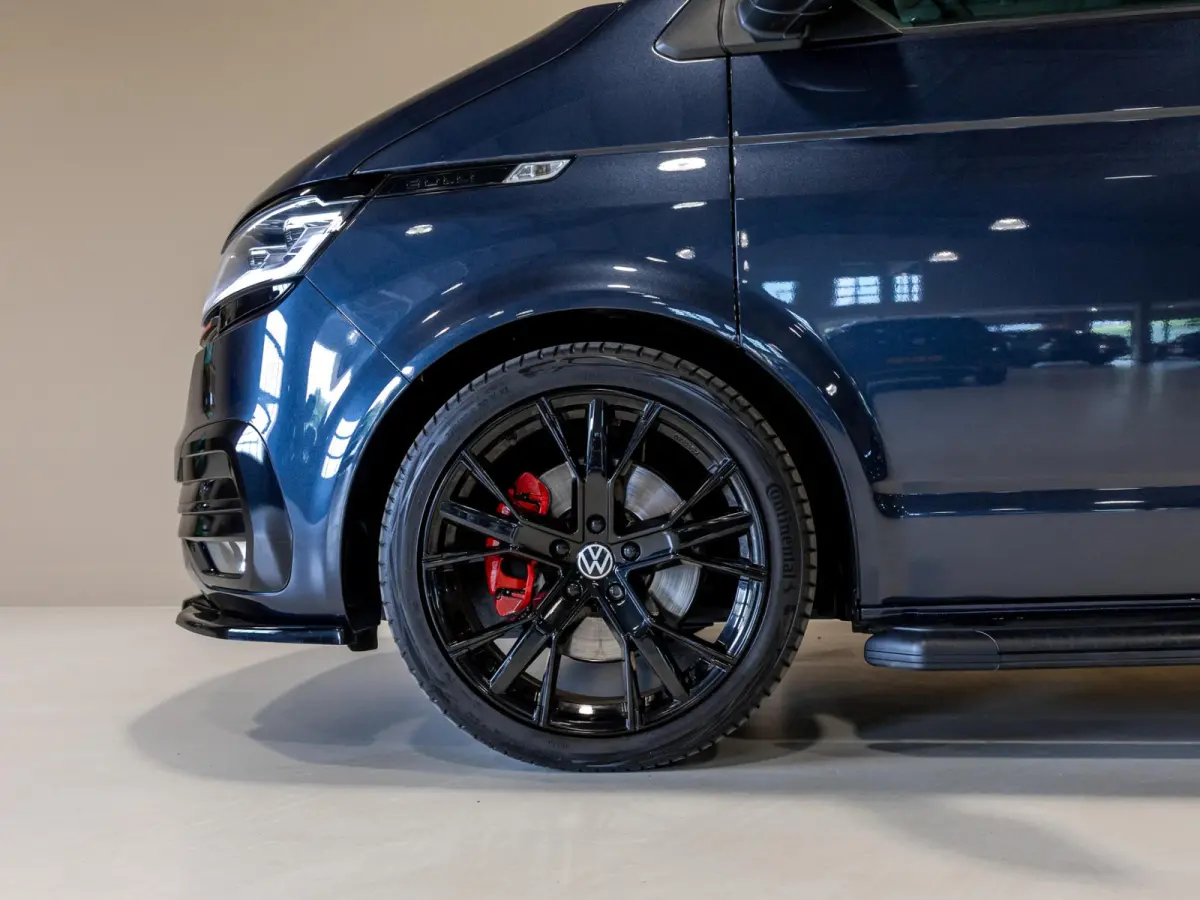 2.0 TDI L2H1 30 Bulli 75 Edition / 204pk / Achteruitrij camera / Stoelverwarming / Leder / Virtual cockpit /