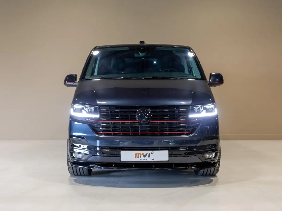 2.0 TDI L2H1 30 Bulli 75 Edition / 204pk / Achteruitrij camera / Stoelverwarming / Leder / Virtual cockpit /