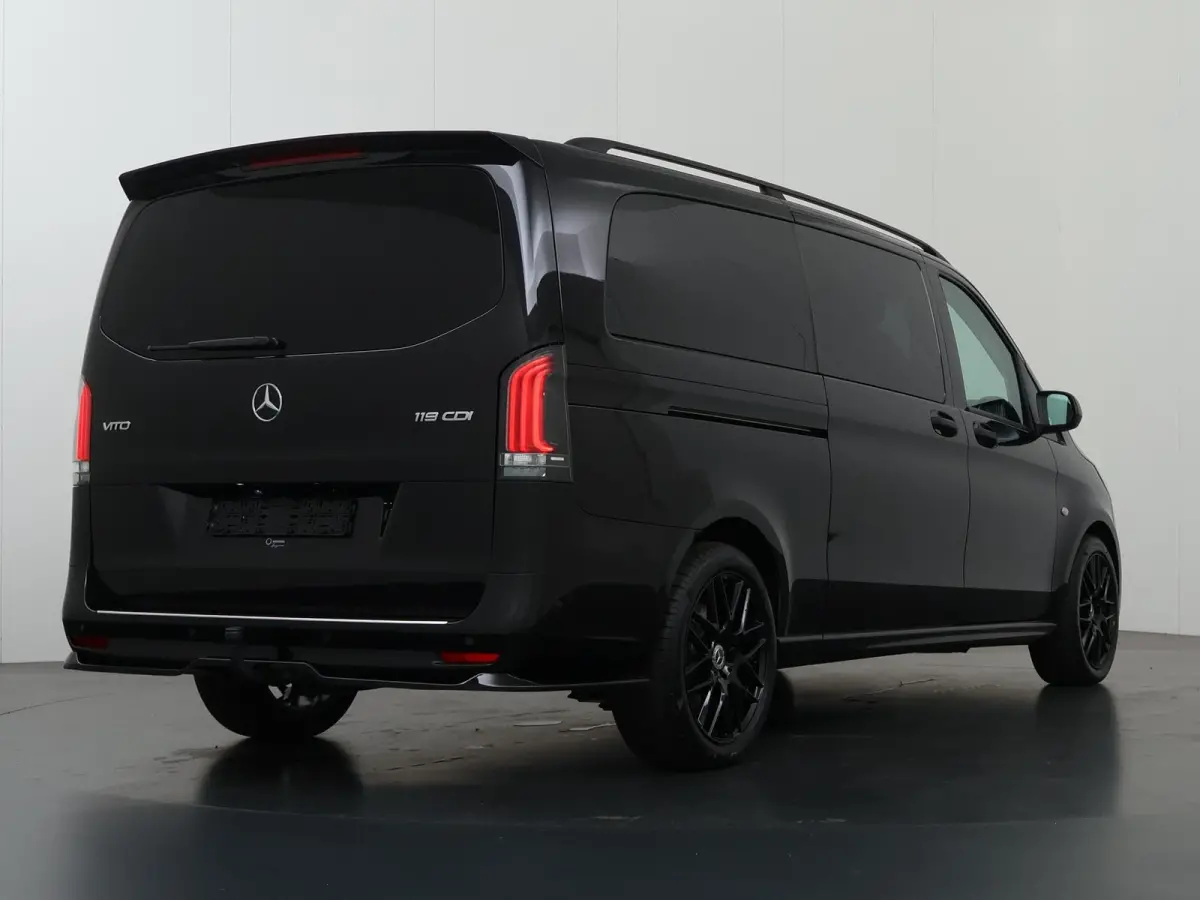 119 CDI | Aut. | L3 | Select | Dubbele Cabine | Edition | LM Velgen | Spoilerpakket | 5-zits | Trekhaak | Navigatie | Parkeercamera | Certified