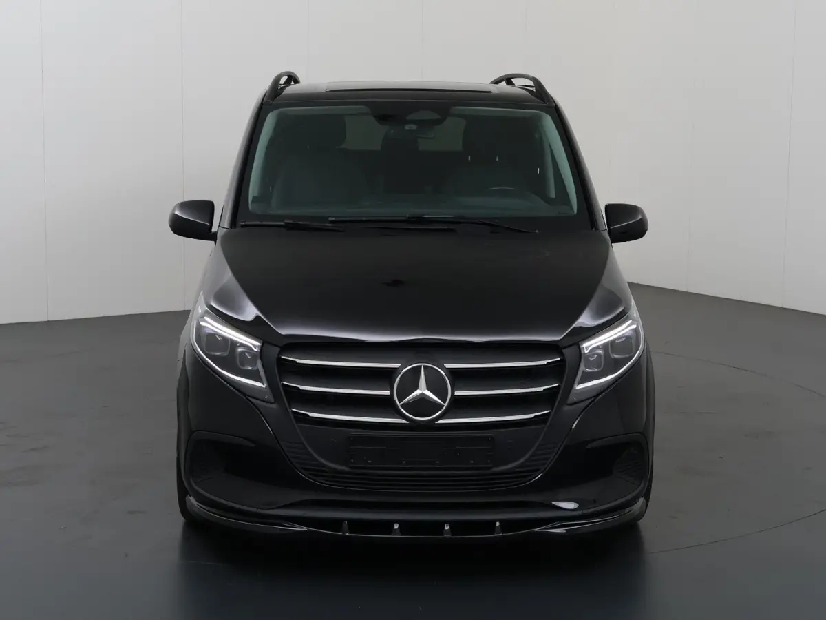 119 CDI | Aut. | L3 | Select | Dubbele Cabine | Edition | LM Velgen | Spoilerpakket | 5-zits | Trekhaak | Navigatie | Parkeercamera | Certified