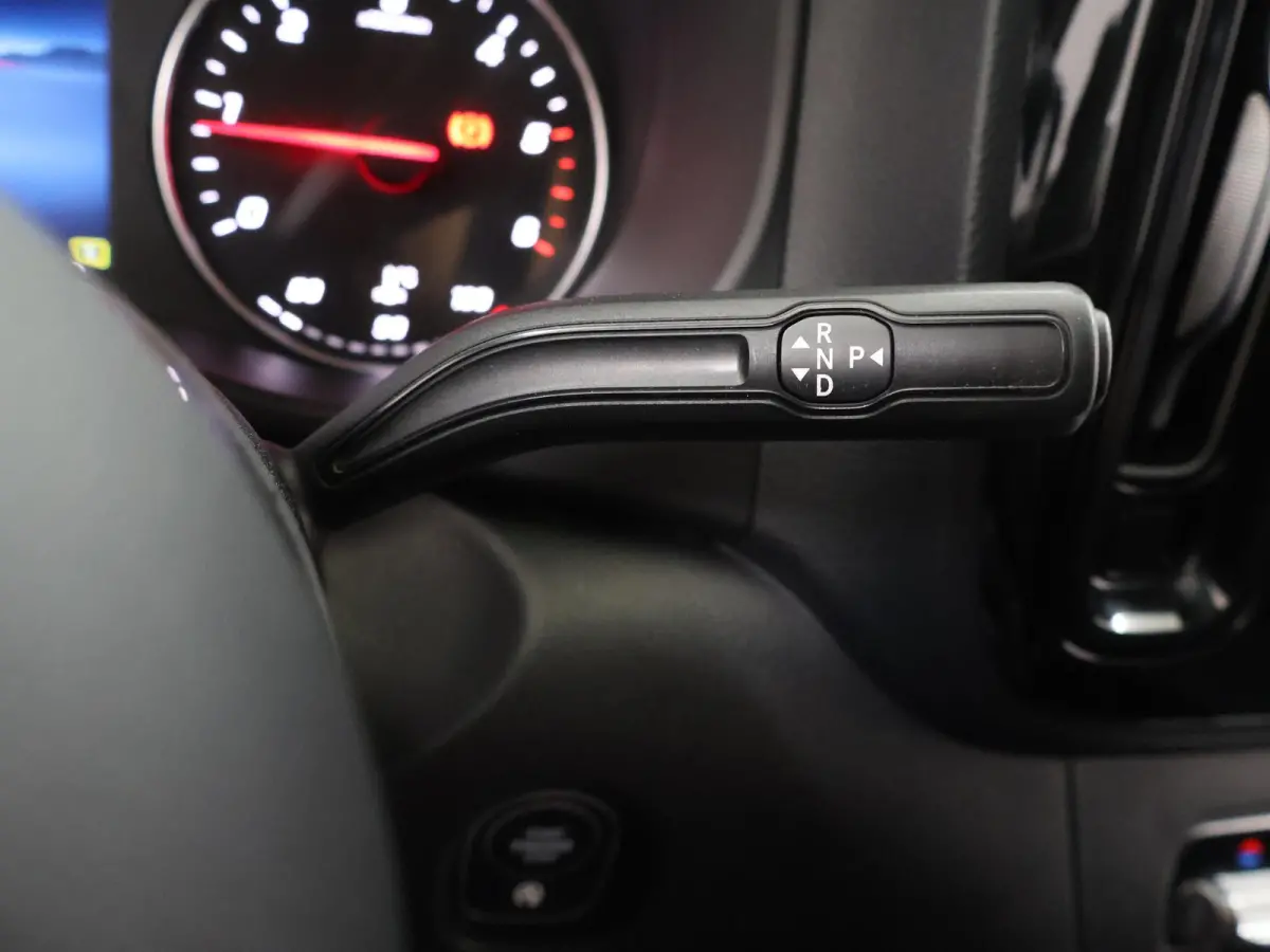 119 CDI | Aut. | L3 | Select | Dubbele Cabine | Edition | LM Velgen | Spoilerpakket | 5-zits | Trekhaak | Navigatie | Parkeercamera | Certified