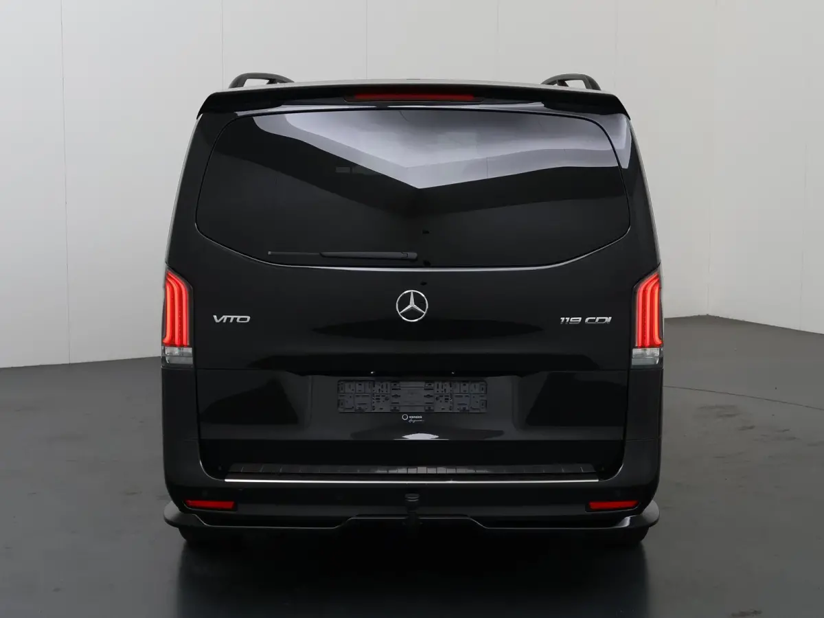 119 CDI | Aut. | L3 | Select | Dubbele Cabine | Edition | LM Velgen | Spoilerpakket | 5-zits | Trekhaak | Navigatie | Parkeercamera | Certified