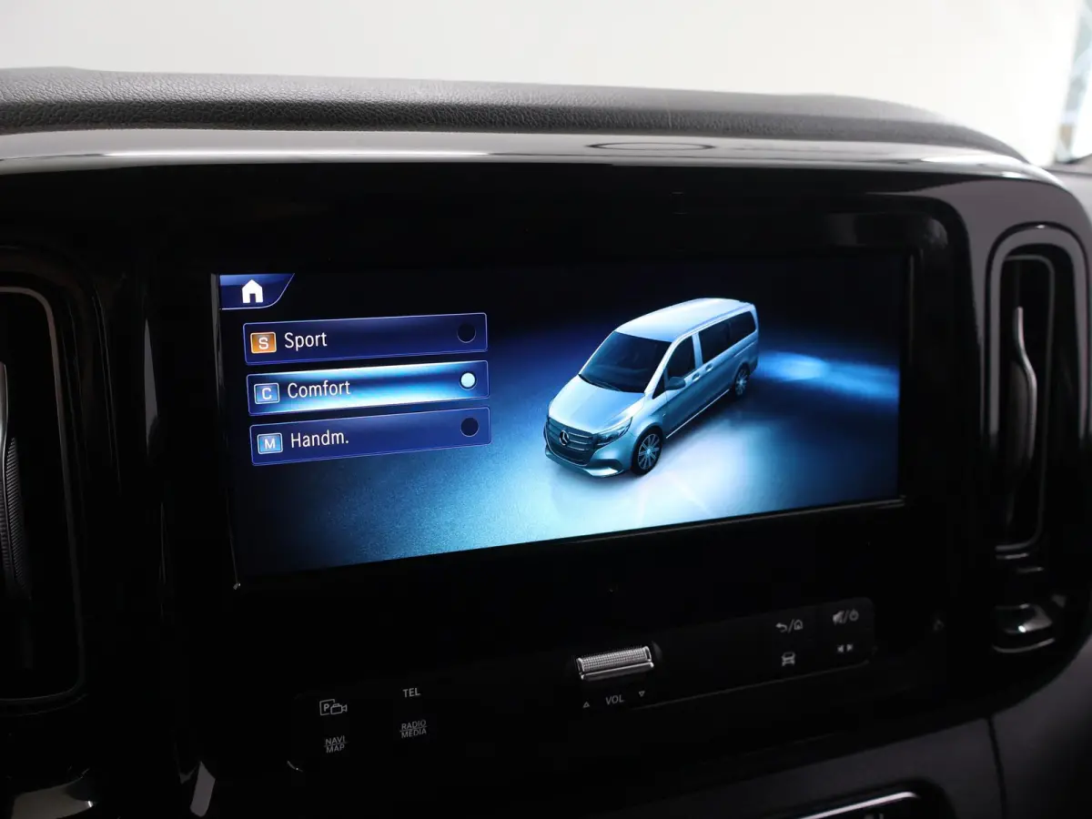 119 CDI | Aut. | L3 | Select | Dubbele Cabine | Edition | LM Velgen | Spoilerpakket | 5-zits | Trekhaak | Navigatie | Parkeercamera | Certified
