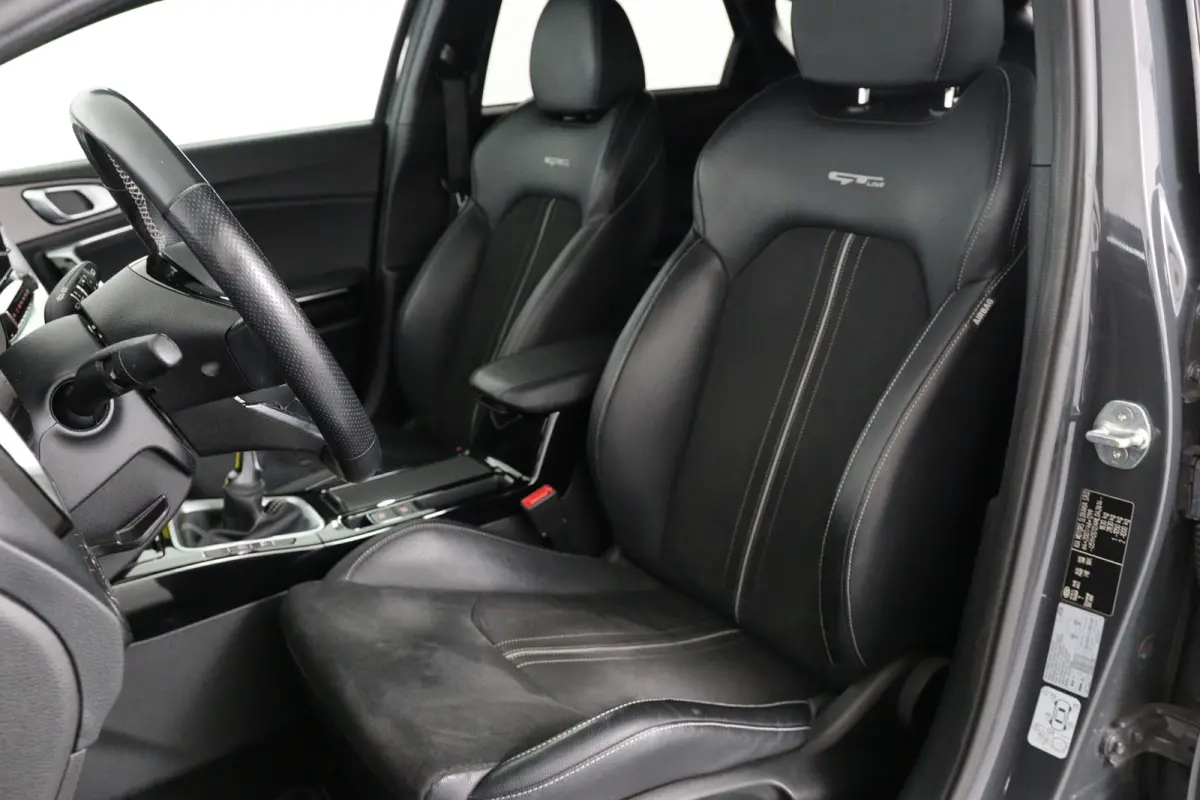 1.0 T-GDI GT-Line | Eerste Eigenaar! | Open Dak | Stoel/Stuurverwarming | Camera | Clima | Navi | Cruise Control | Keyless | Parkeersensoren | DAB