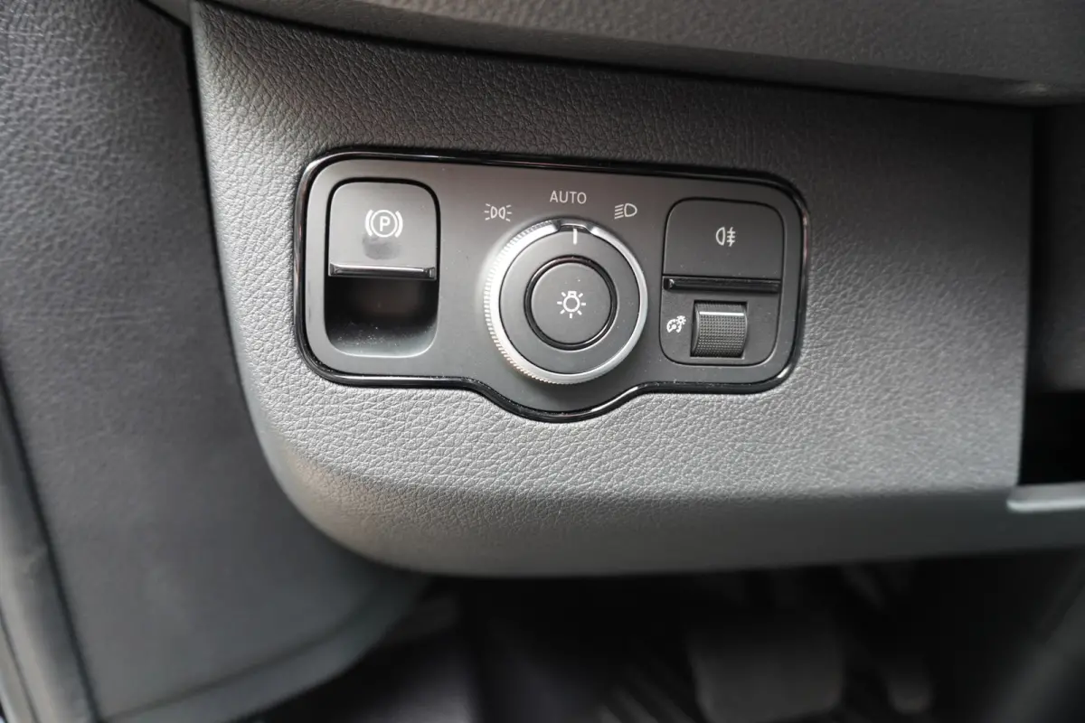319 CDI 191PK L2H2 RWD Pro Automaat nr.V149 | Airco | Cruise | Camera | geveerde stoel | Trekgewicht 3.500KG
