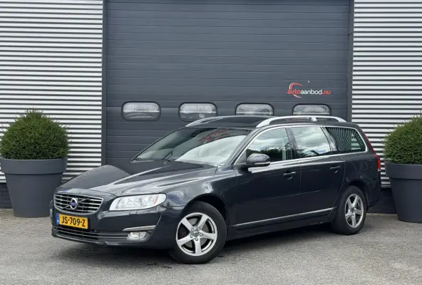 2.0 D3 Polar+ | Panoramadak | Navigatie | Lederen Bekleding | Elektrische Achterklep |