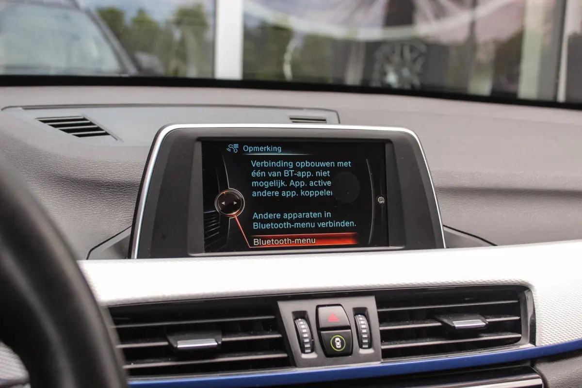 sDrive18d Centennial High Executive M Sport | 2e eigenaar | Keyless entry | M Sportstuur | Cruise control | Shadow Line | Navigatie | Climate control | Bluetooth | Trekhaak