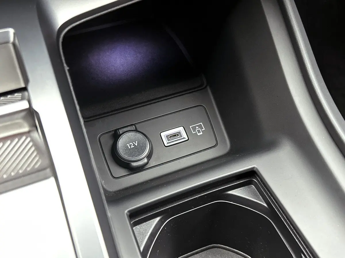 GT 130pk Automaat | Lage kilometerstand | Navigatie | Achteruitrijcamera | Matrix LED koplampen | Leder/Alcantara | Handsfree Achterklep | Adaptieve Cruise Control | Keyless | Stoel- en stuu