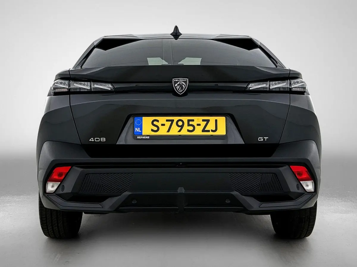 GT 130pk Automaat | Lage kilometerstand | Navigatie | Achteruitrijcamera | Matrix LED koplampen | Leder/Alcantara | Handsfree Achterklep | Adaptieve Cruise Control | Keyless | Stoel- en stuu