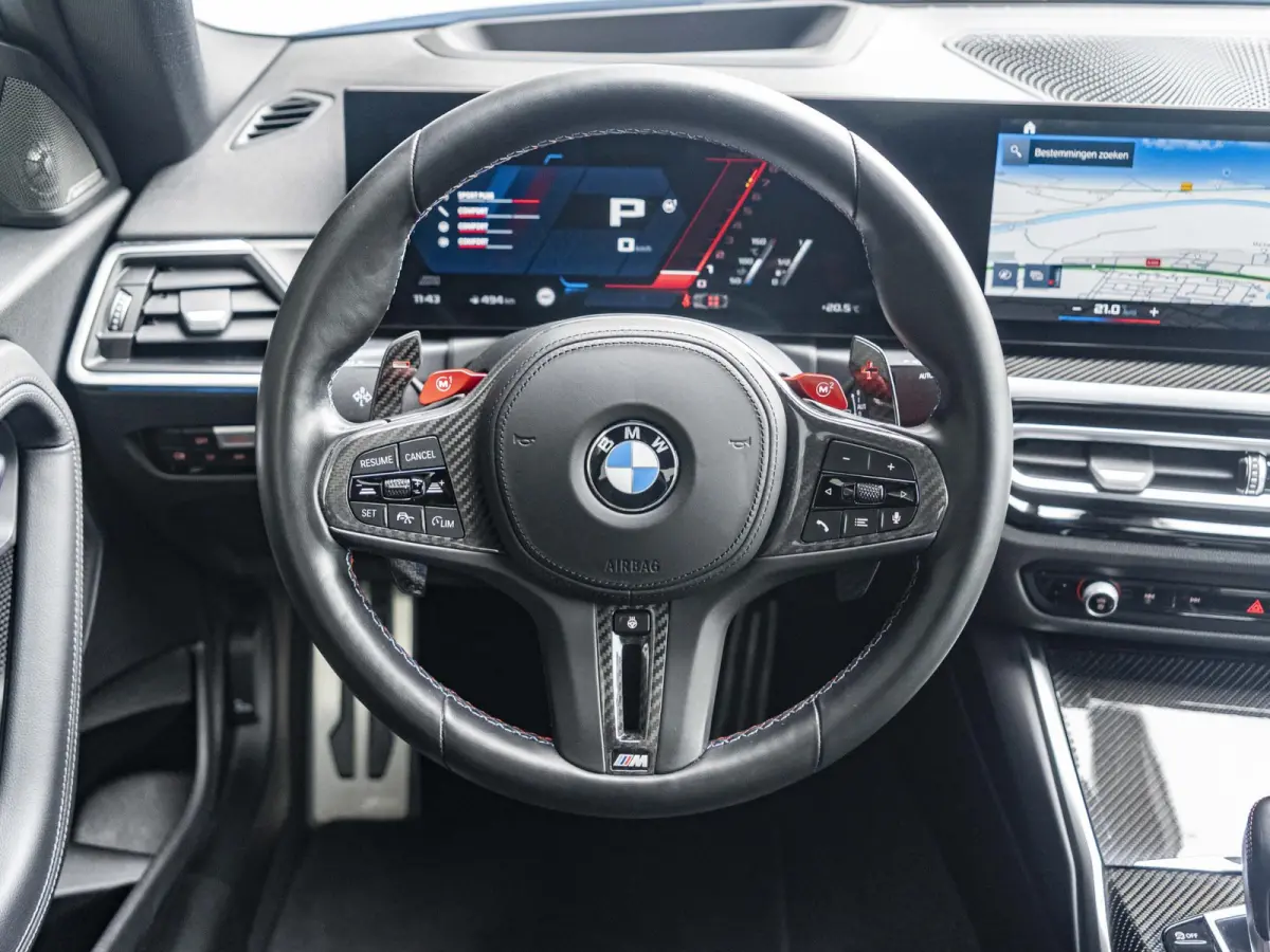 M2 | M Driver's Pack | M Drive Professional | AKRAPOVIC Uitlaatsysteem | M Adaptief onderstel | M Compound remsysteem Rot | Carbon fibre dak | Active Cruise Control | Harman Kardon