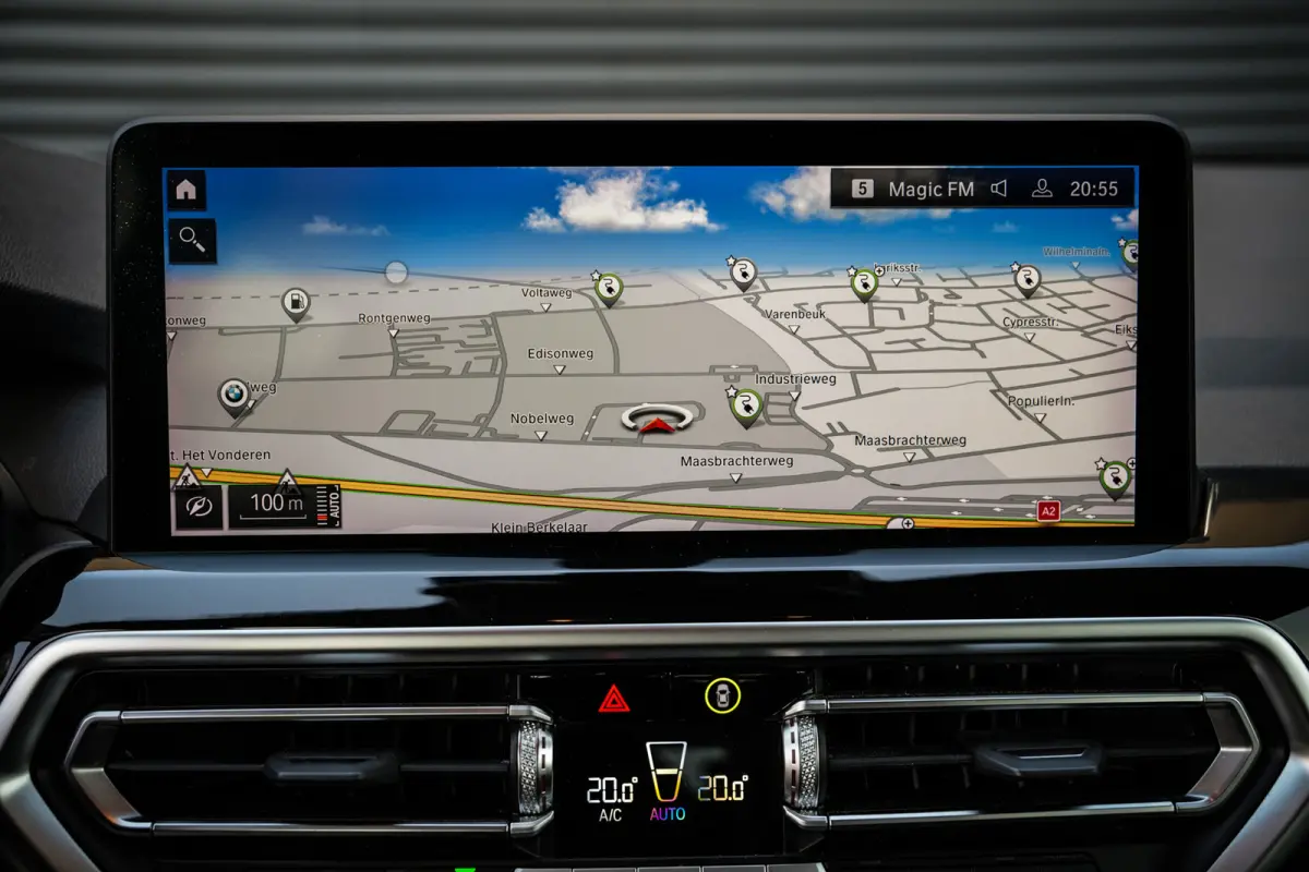 XDrive30e Business Edition Plus | Clima | Cruise | Metalic | 360 camera | Leder | Mooi! |
