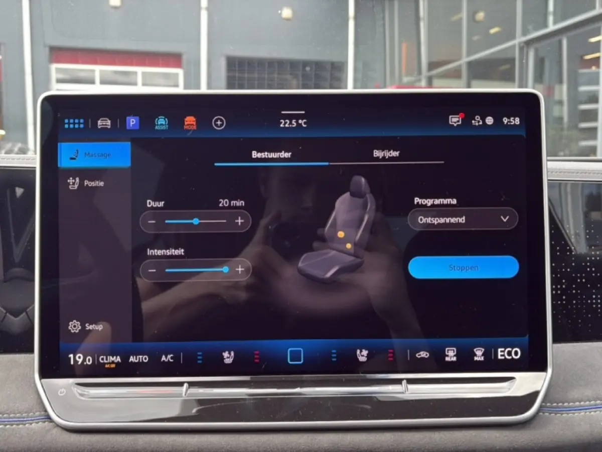 1.5 TSI e-HYBRID R-LINE 272PK LEDER/PANOP-DAK/TREKHAAK/H&K/360CAMERA