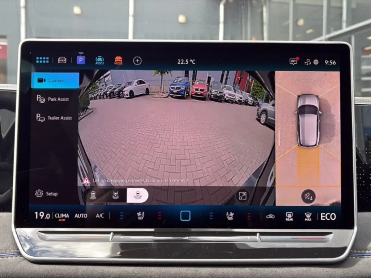 1.5 TSI e-HYBRID R-LINE 272PK LEDER/PANOP-DAK/TREKHAAK/H&K/360CAMERA
