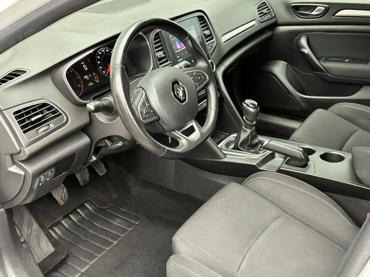 1.3 TCe Equilibre Cruise Airco 2022 Eerste Eigenaar Vol Opties Perfecte Staat Navi Carplay Led