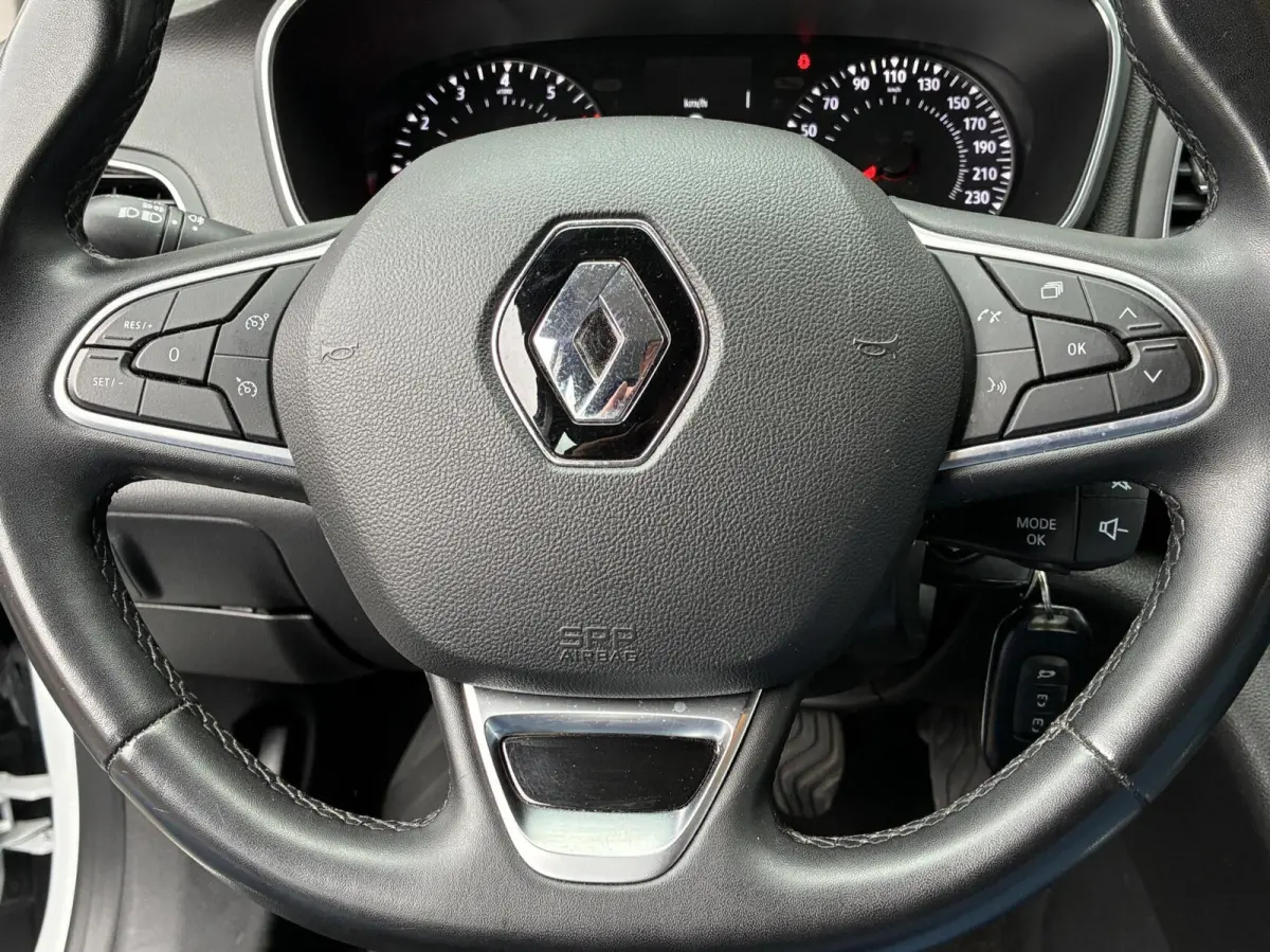 1.3 TCe Equilibre Cruise Airco 2022 Eerste Eigenaar Vol Opties Perfecte Staat Navi Carplay Led