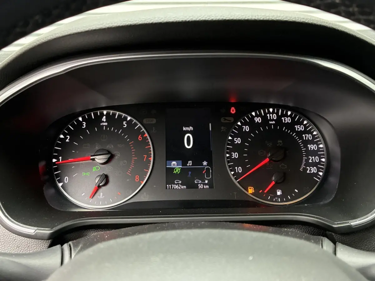 1.3 TCe Equilibre Cruise Airco 2022 Eerste Eigenaar Vol Opties Perfecte Staat Navi Carplay Led