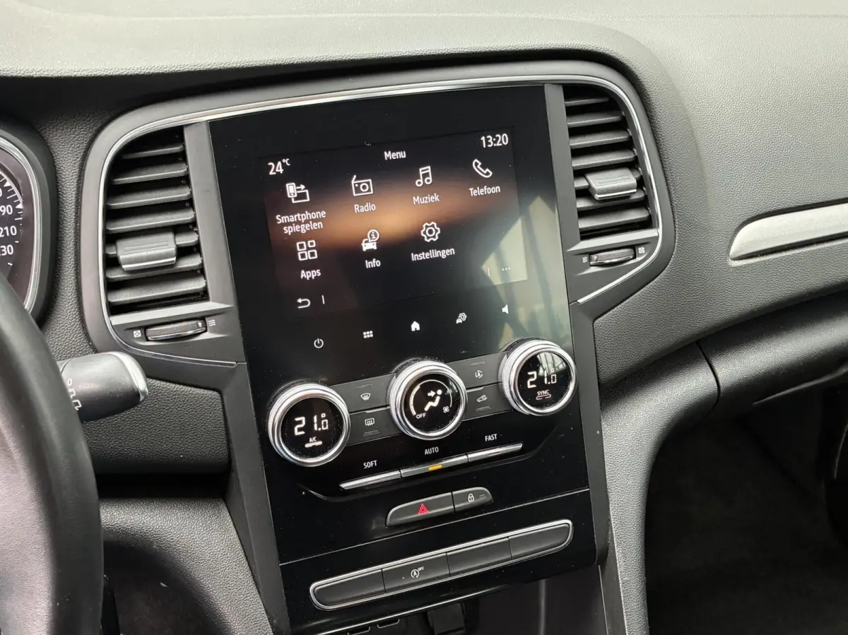 1.3 TCe Equilibre Cruise Airco 2022 Eerste Eigenaar Vol Opties Perfecte Staat Navi Carplay Led