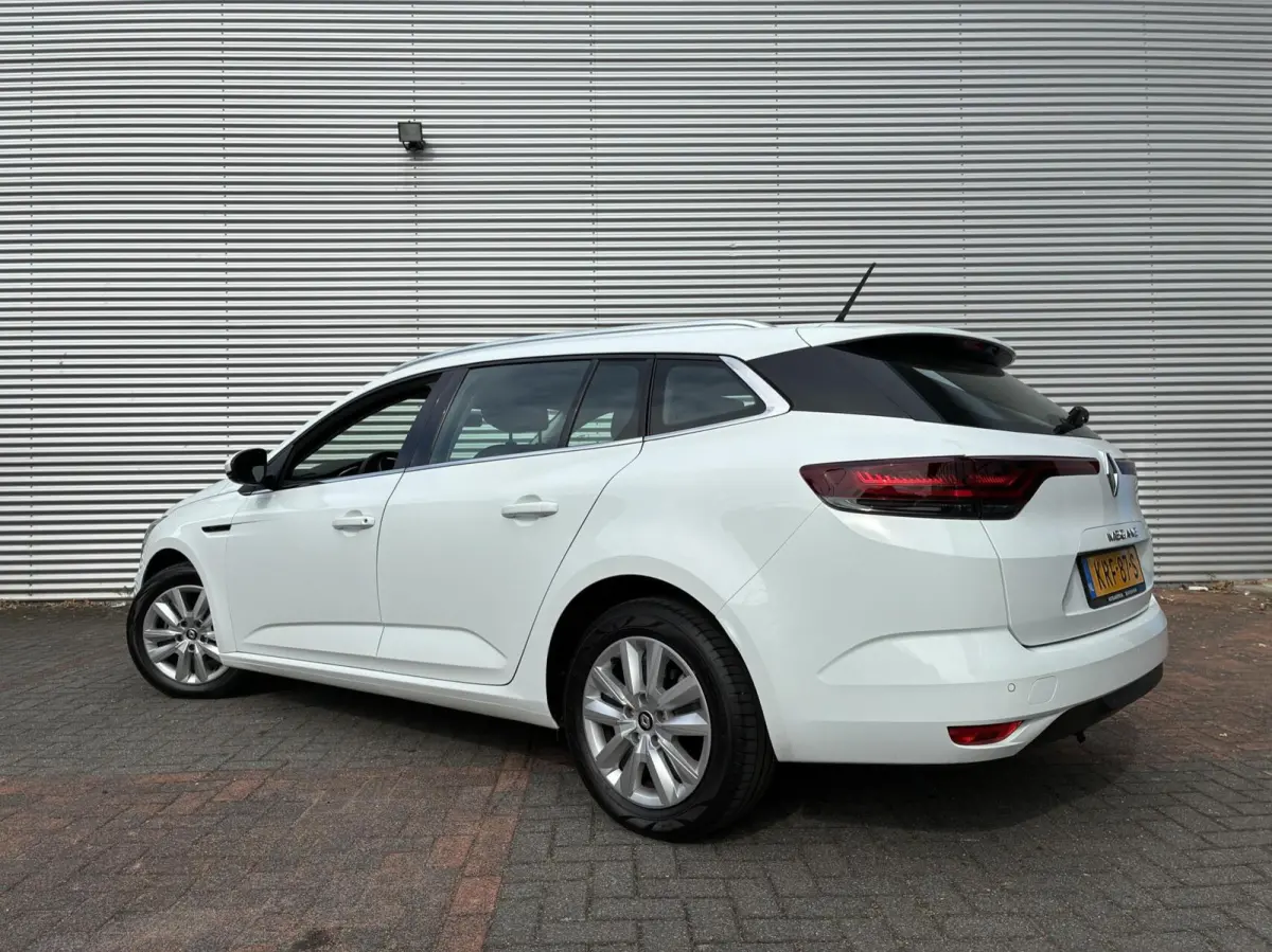 1.3 TCe Equilibre Cruise Airco 2022 Eerste Eigenaar Vol Opties Perfecte Staat Navi Carplay Led