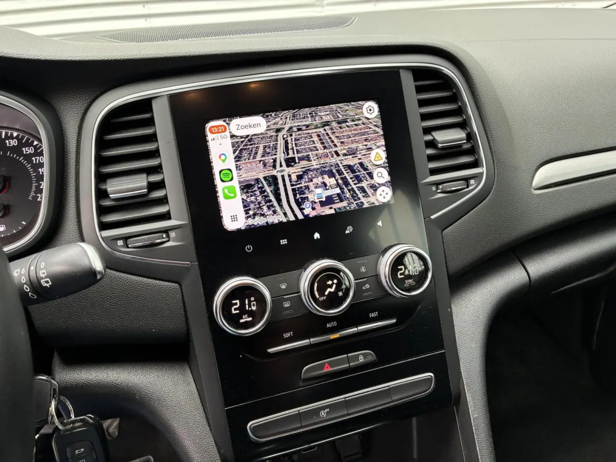 1.3 TCe Equilibre Cruise Airco 2022 Eerste Eigenaar Vol Opties Perfecte Staat Navi Carplay Led