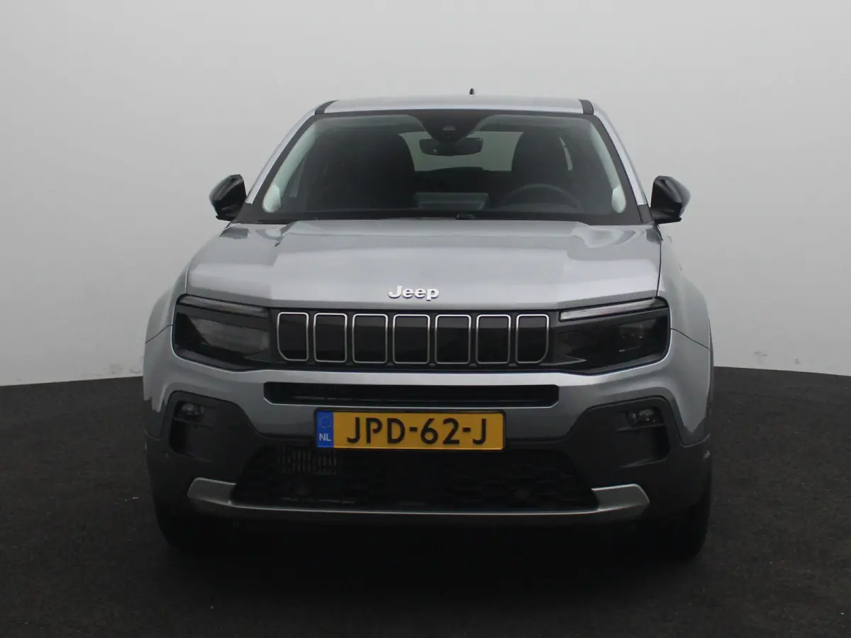 1.2 e-Hybrid Summit | Parkeercamera Achter | NAVI | Adaptive Cruisecontrol | Winter Pack |
