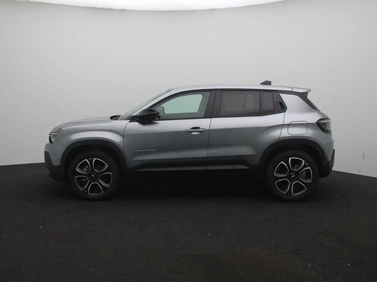 1.2 e-Hybrid Summit | Parkeercamera Achter | NAVI | Adaptive Cruisecontrol | Winter Pack |