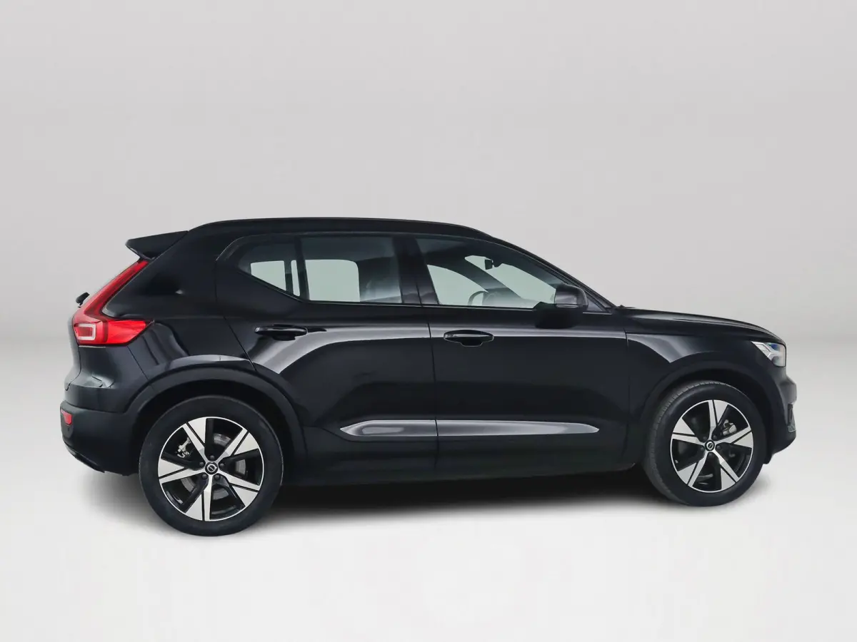 P8 AWD R-Design | Panoramadak | 360° camera | Harman Kardon | Stoel- en Stuurverwarming