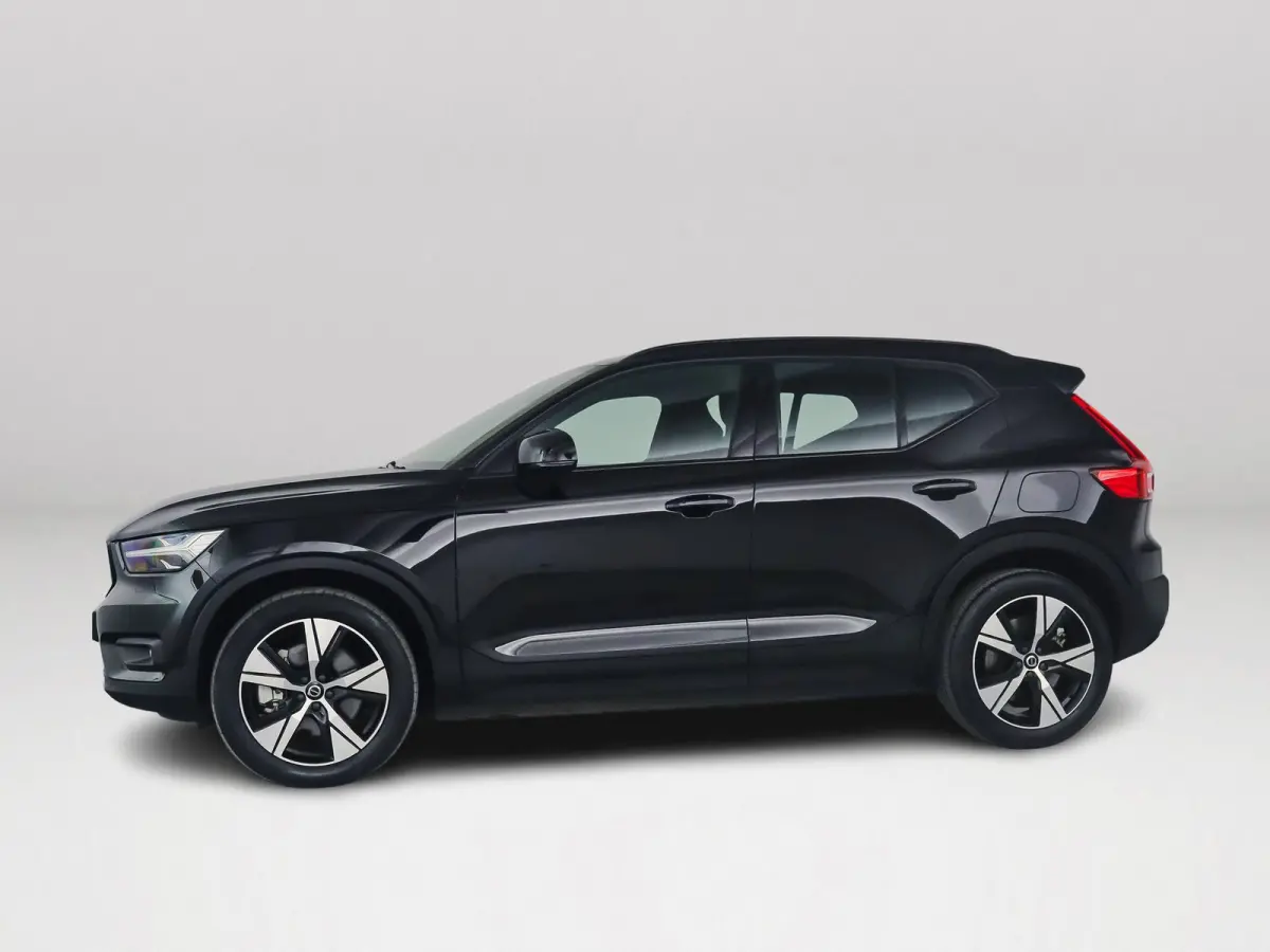 P8 AWD R-Design | Panoramadak | 360° camera | Harman Kardon | Stoel- en Stuurverwarming