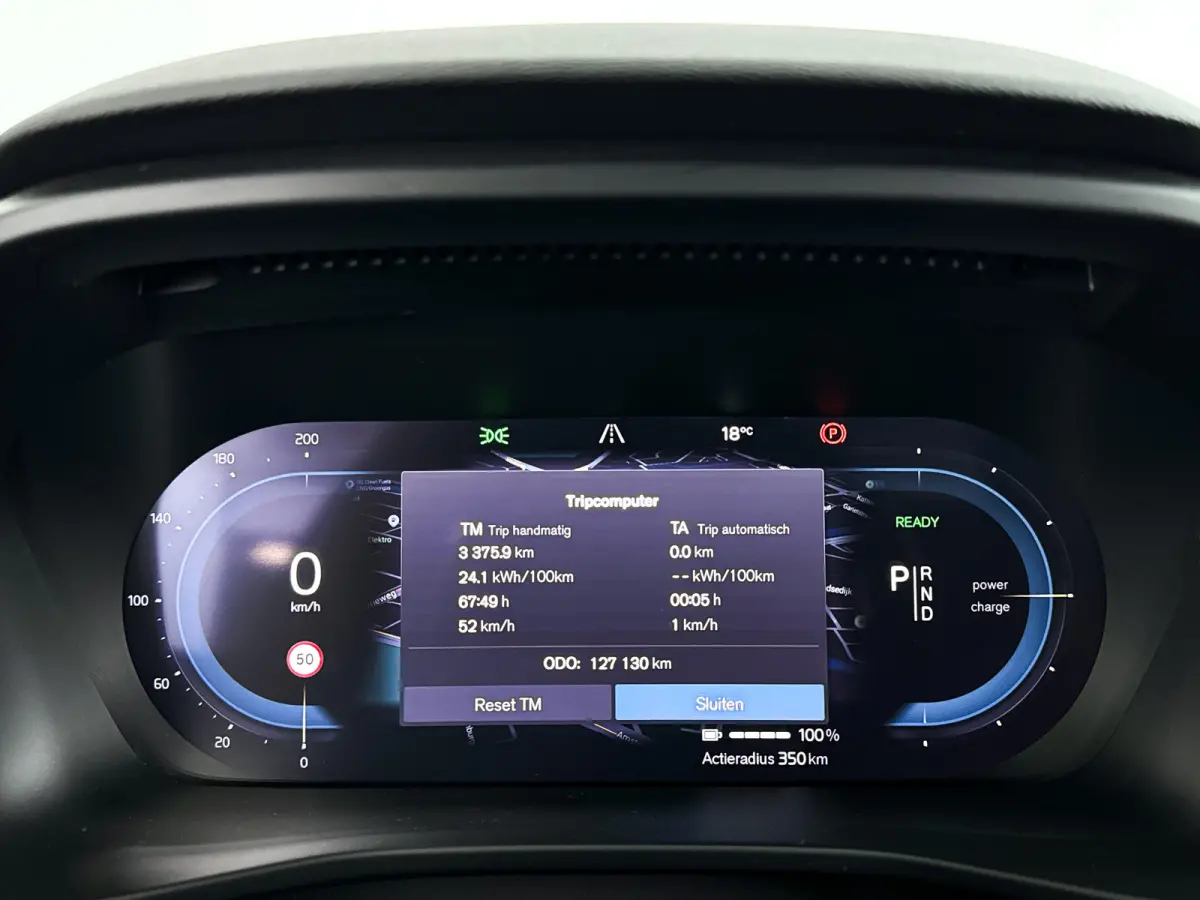 P8 AWD R-Design | Panoramadak | 360° camera | Harman Kardon | Stoel- en Stuurverwarming