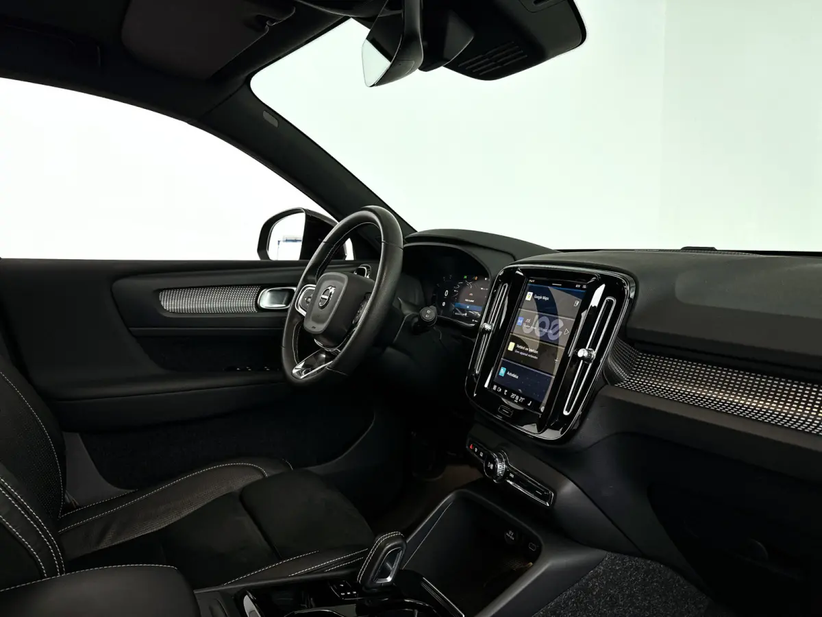 P8 AWD R-Design | Panoramadak | 360° camera | Harman Kardon | Stoel- en Stuurverwarming