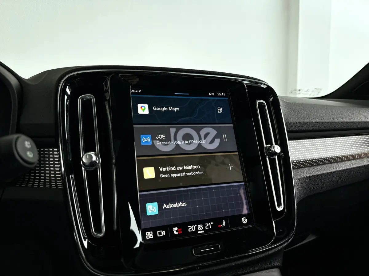 P8 AWD R-Design | Panoramadak | 360° camera | Harman Kardon | Stoel- en Stuurverwarming