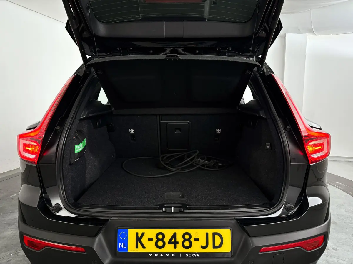 P8 AWD R-Design | Panoramadak | 360° camera | Harman Kardon | Stoel- en Stuurverwarming