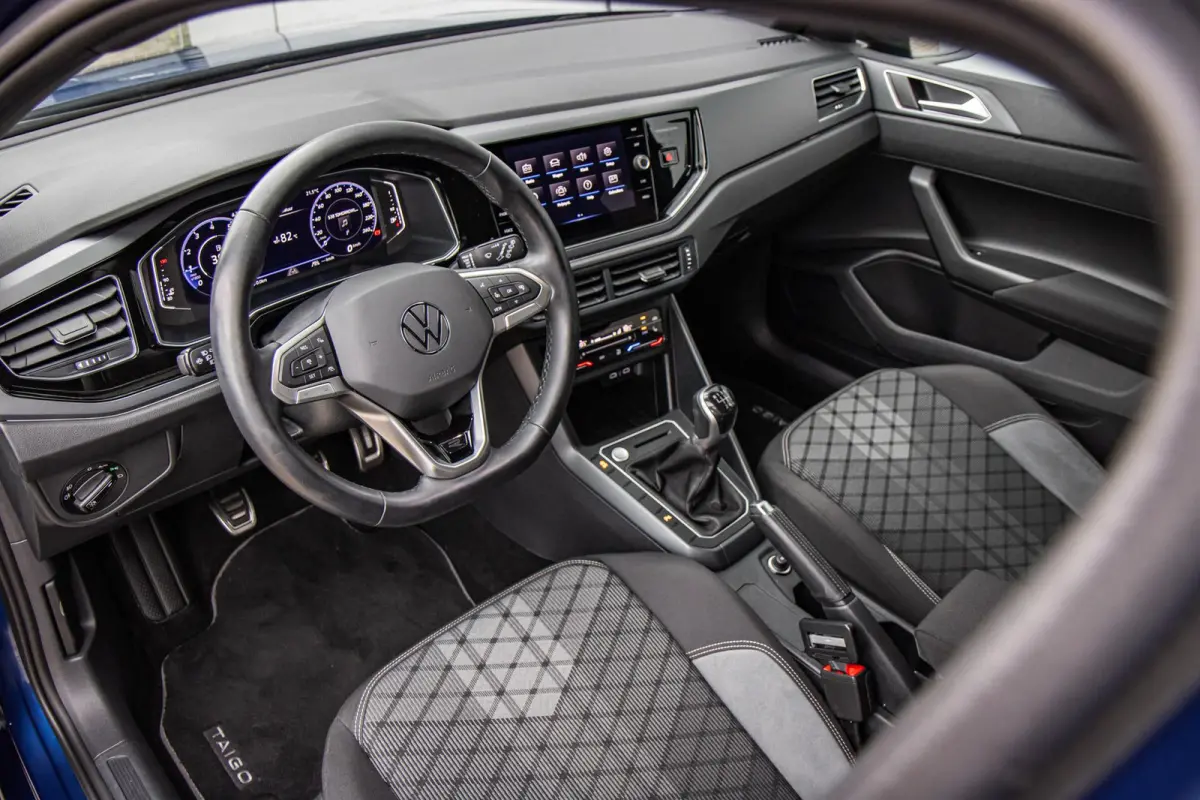 1.0 TSI 110pk R-Line Business | Stoelverwarrming | Keyless Entry/start | Matrix LED Koplampen