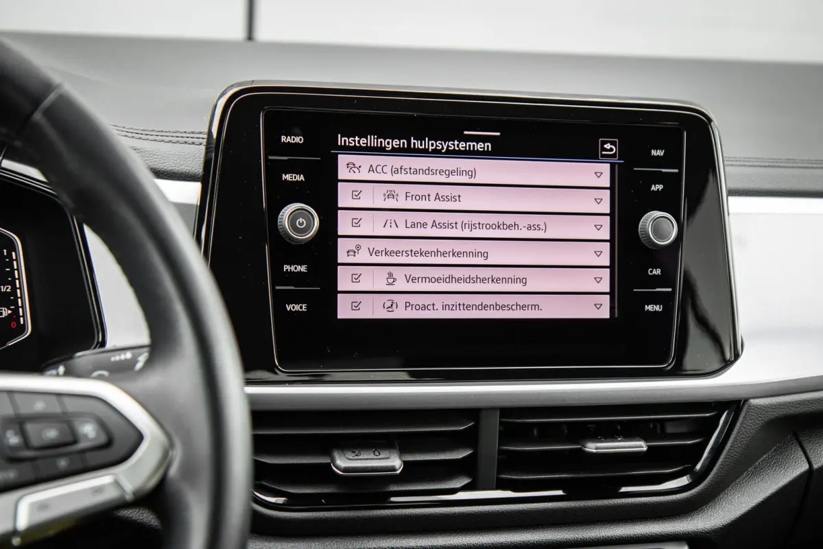 1.0 TSI 110pk Life | Trekhaak Afneembare | Cruise Control Adaptief | Lichtmetalen Velgen 17''