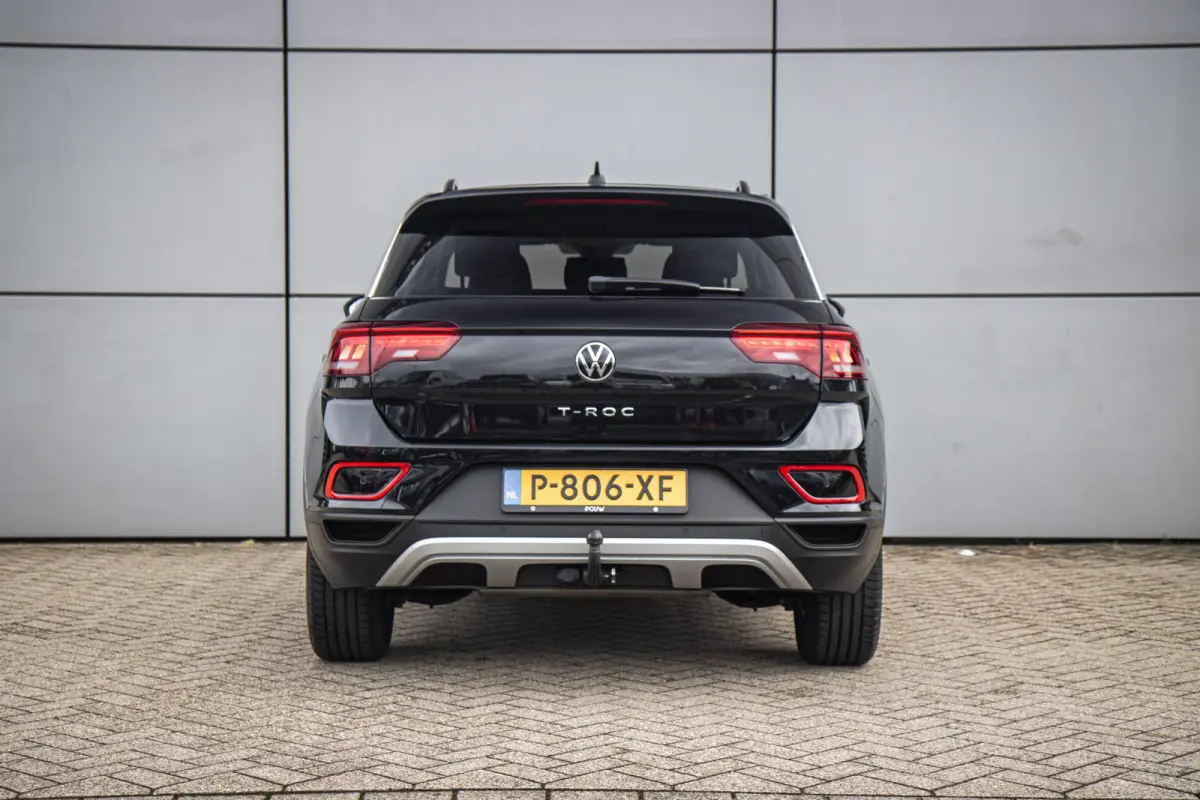 1.0 TSI 110pk Life | Trekhaak Afneembare | Cruise Control Adaptief | Lichtmetalen Velgen 17''