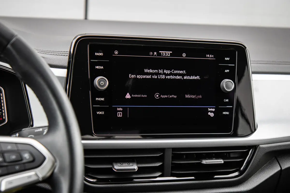 1.0 TSI 110pk Life | Trekhaak Afneembare | Cruise Control Adaptief | Lichtmetalen Velgen 17''