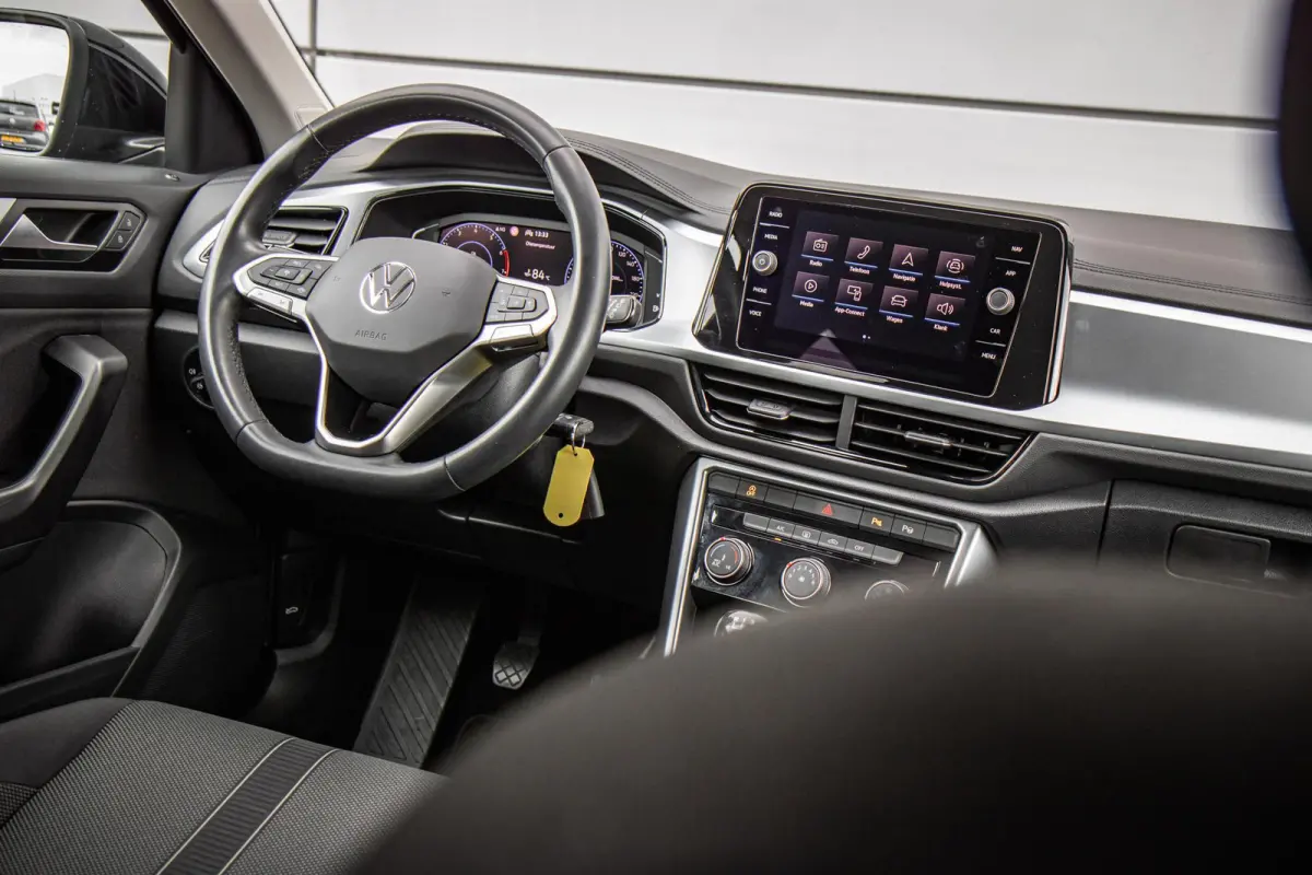 1.0 TSI 110pk Life | Trekhaak Afneembare | Cruise Control Adaptief | Lichtmetalen Velgen 17''