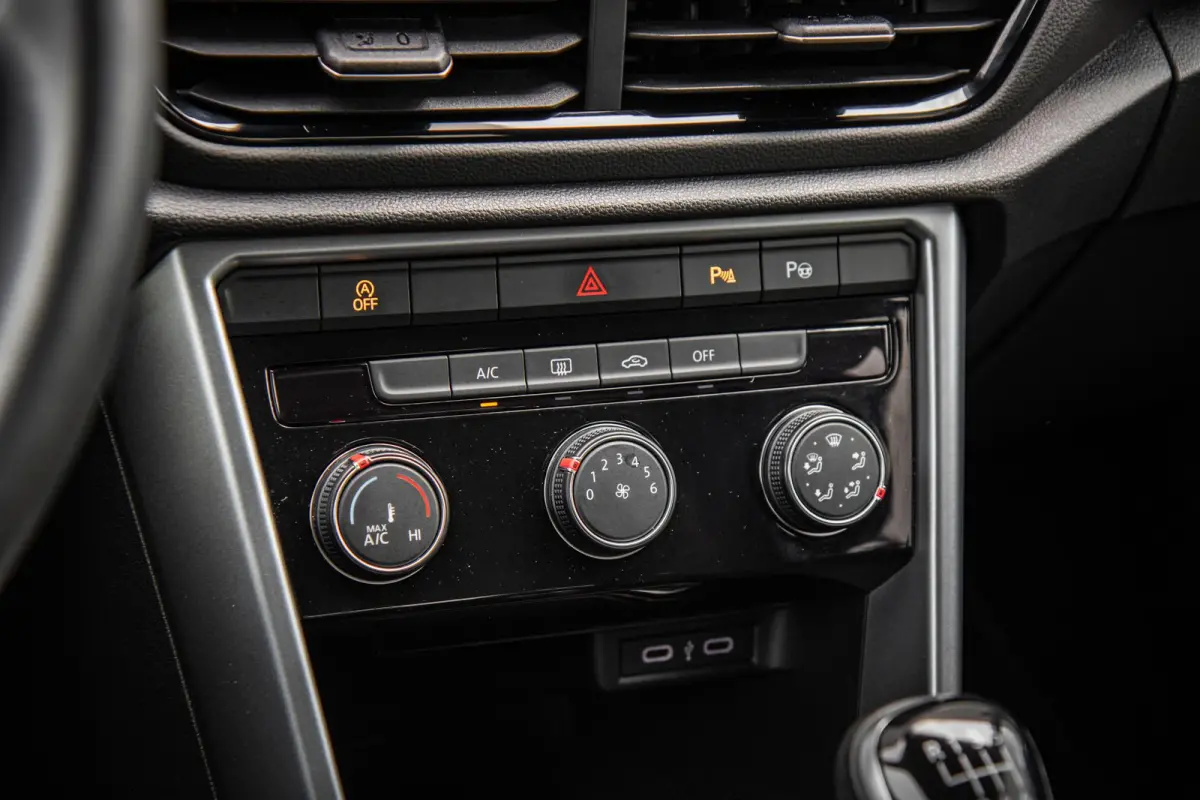 1.0 TSI 110pk Life | Trekhaak Afneembare | Cruise Control Adaptief | Lichtmetalen Velgen 17''