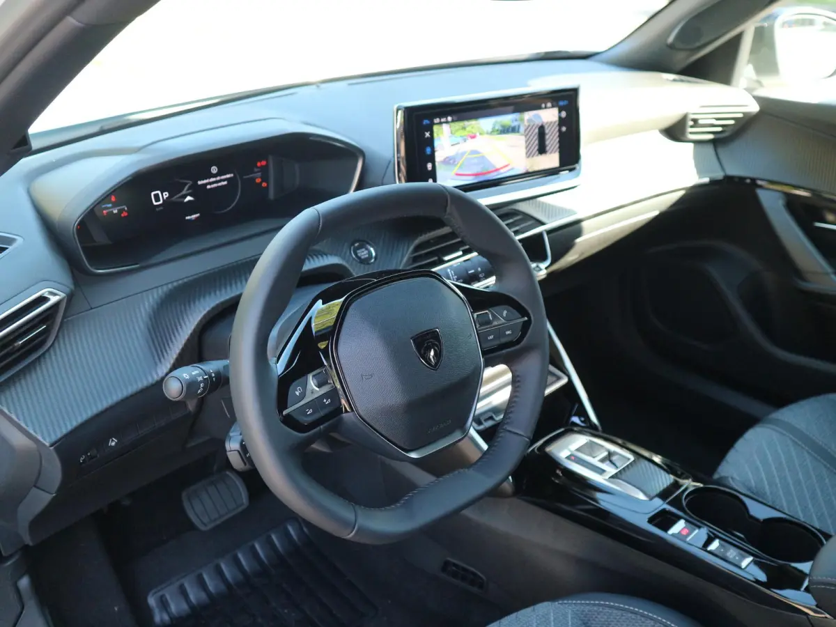 1.2 Hybrid 145 GT / 360 Camera / Navigatie / Voorraad Voordeel