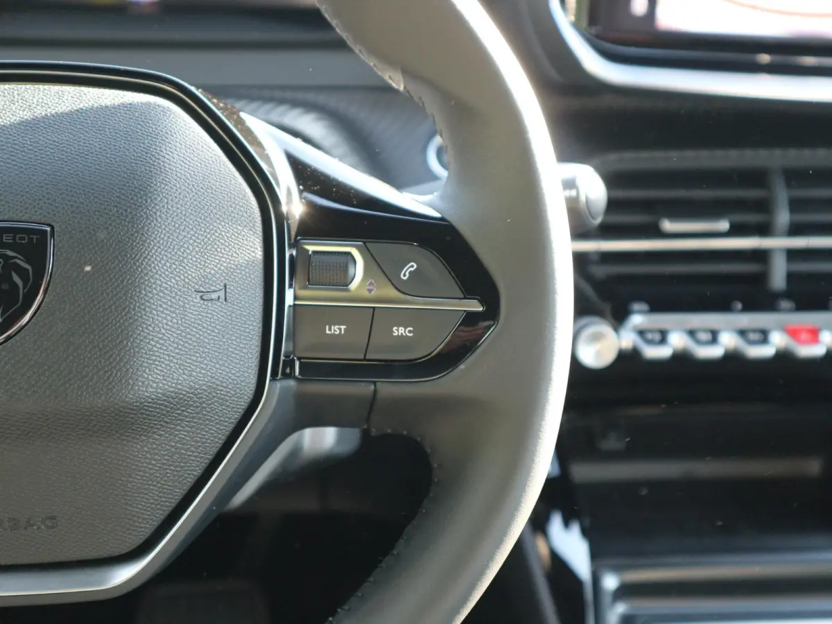 1.2 Hybrid 145 GT / 360 Camera / Navigatie / Voorraad Voordeel