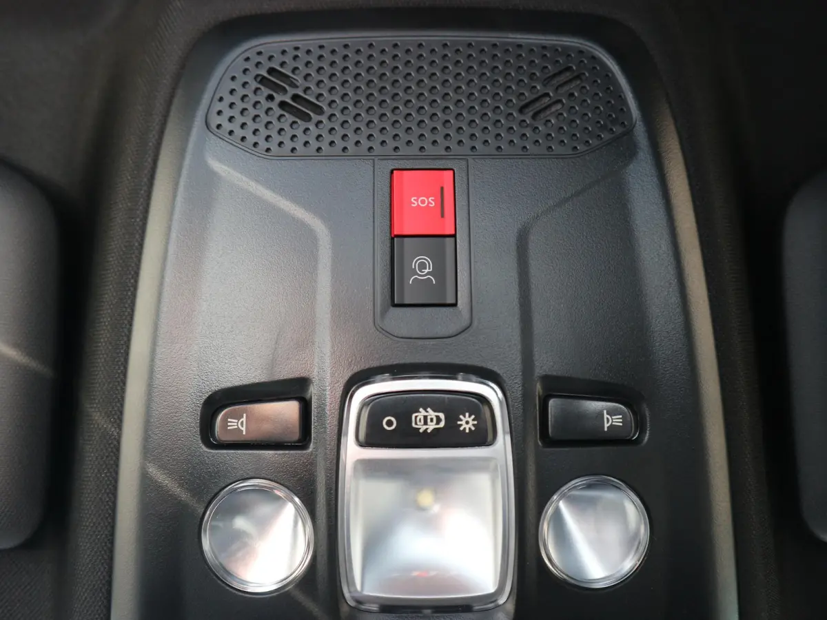 1.2 Hybrid 145 GT / 360 Camera / Navigatie / Voorraad Voordeel