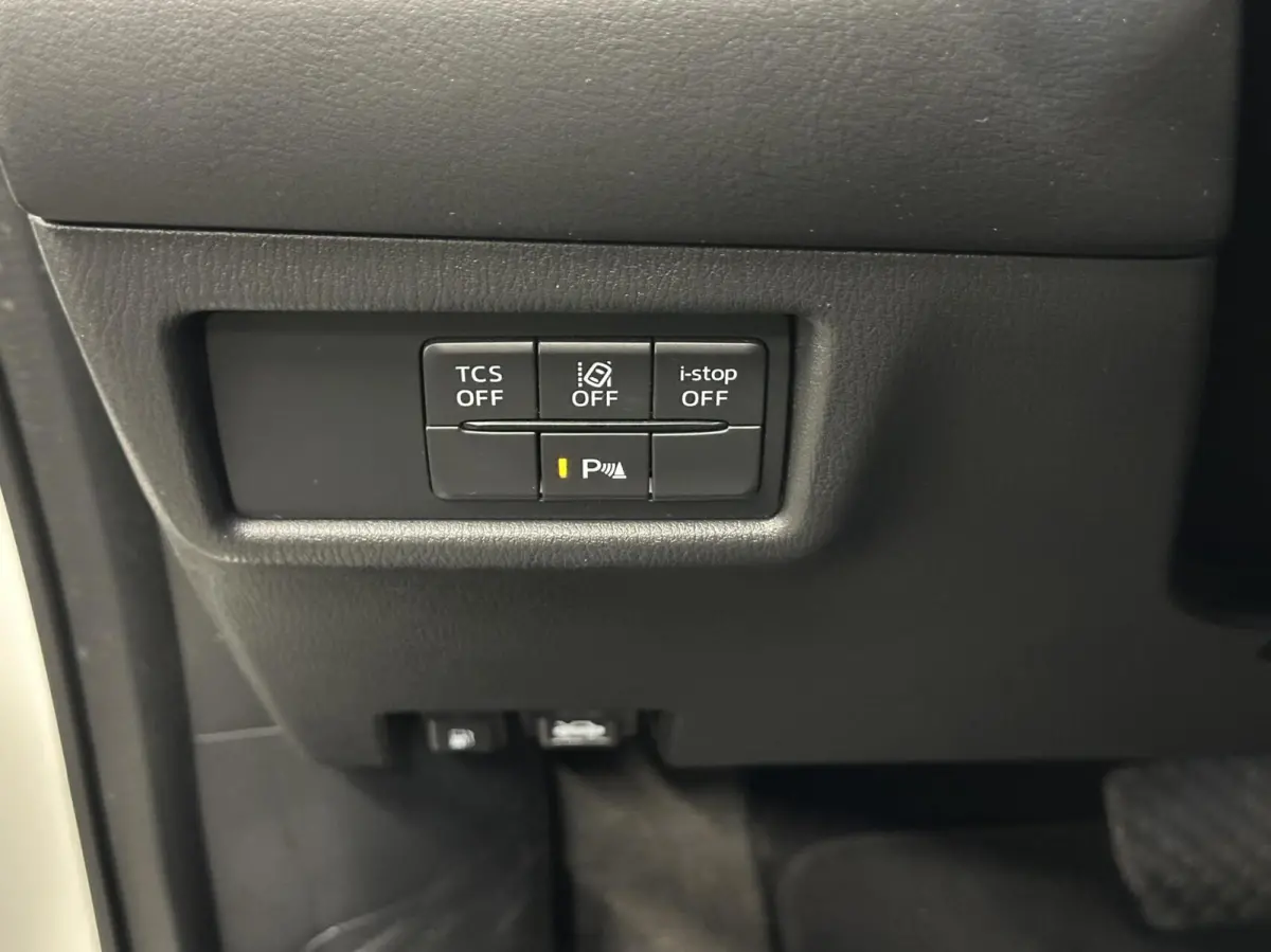2.0 SkyActiv-G 165 Comfort TREKHAAK CARPLAY NAVI ECC CRUISE LM.