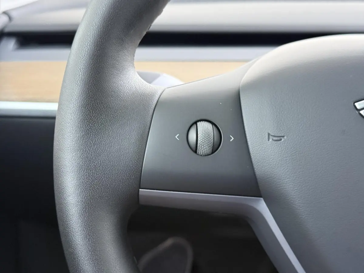 Long Range AWD 75 kWh SOH 95% |  TESLA FABRIEKSGARANTIE TOT 2027 | FABRIEKSGARANTIE OP ACCU & AANDRIJFLIJN TOT 2032 OF 192.000 KM| BTW VERREKENBAAR