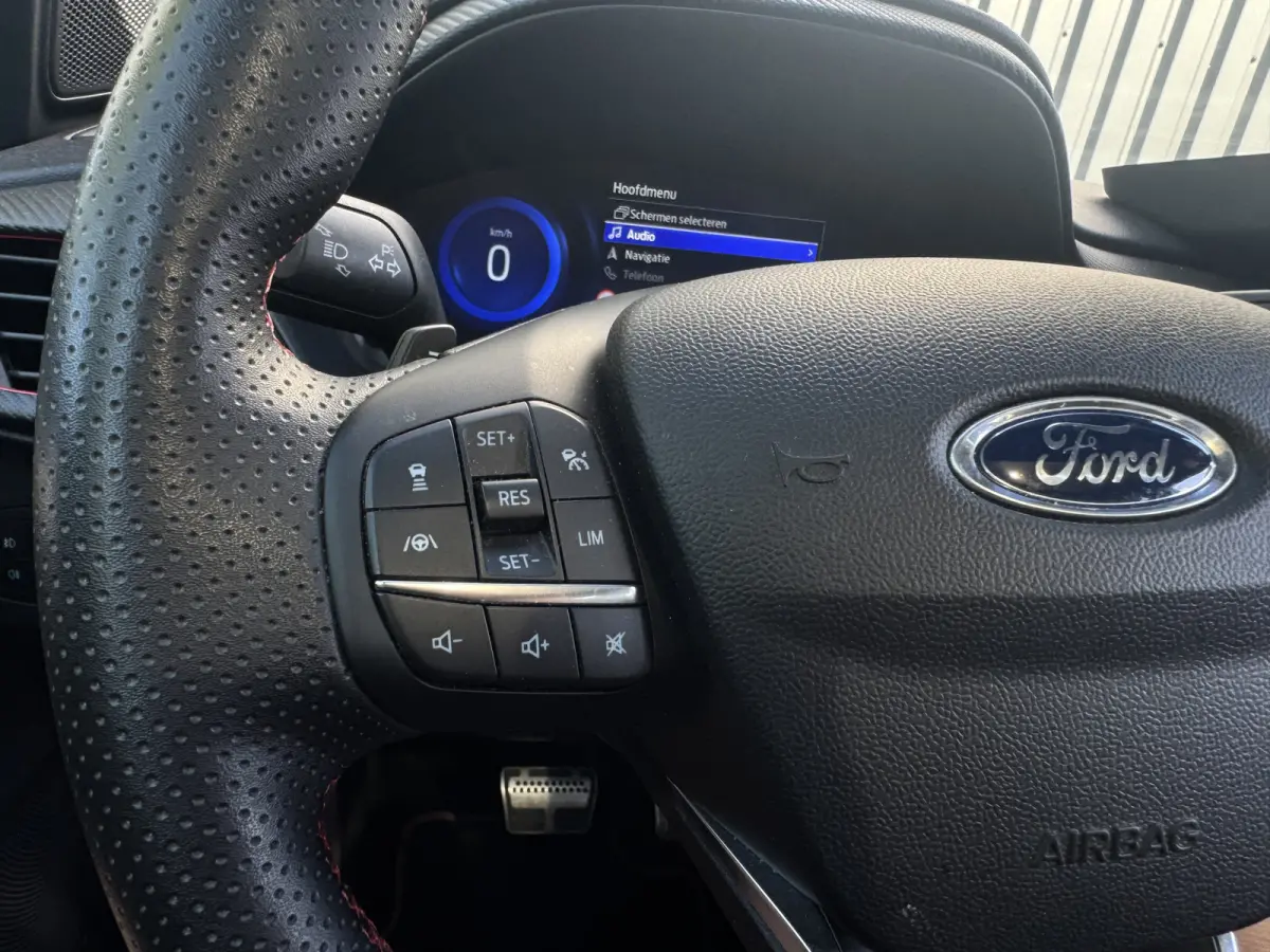 1.0 EcoBoost ST-Line X B&O, PANO, Dodehoek