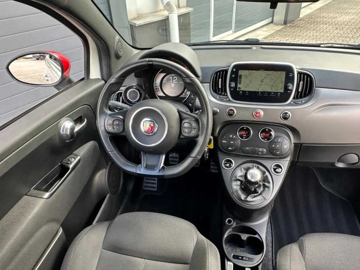 1.4 T-Jet Abarth 595 Pista 160pk bj2019 *Navi *Apple carplay *PDC