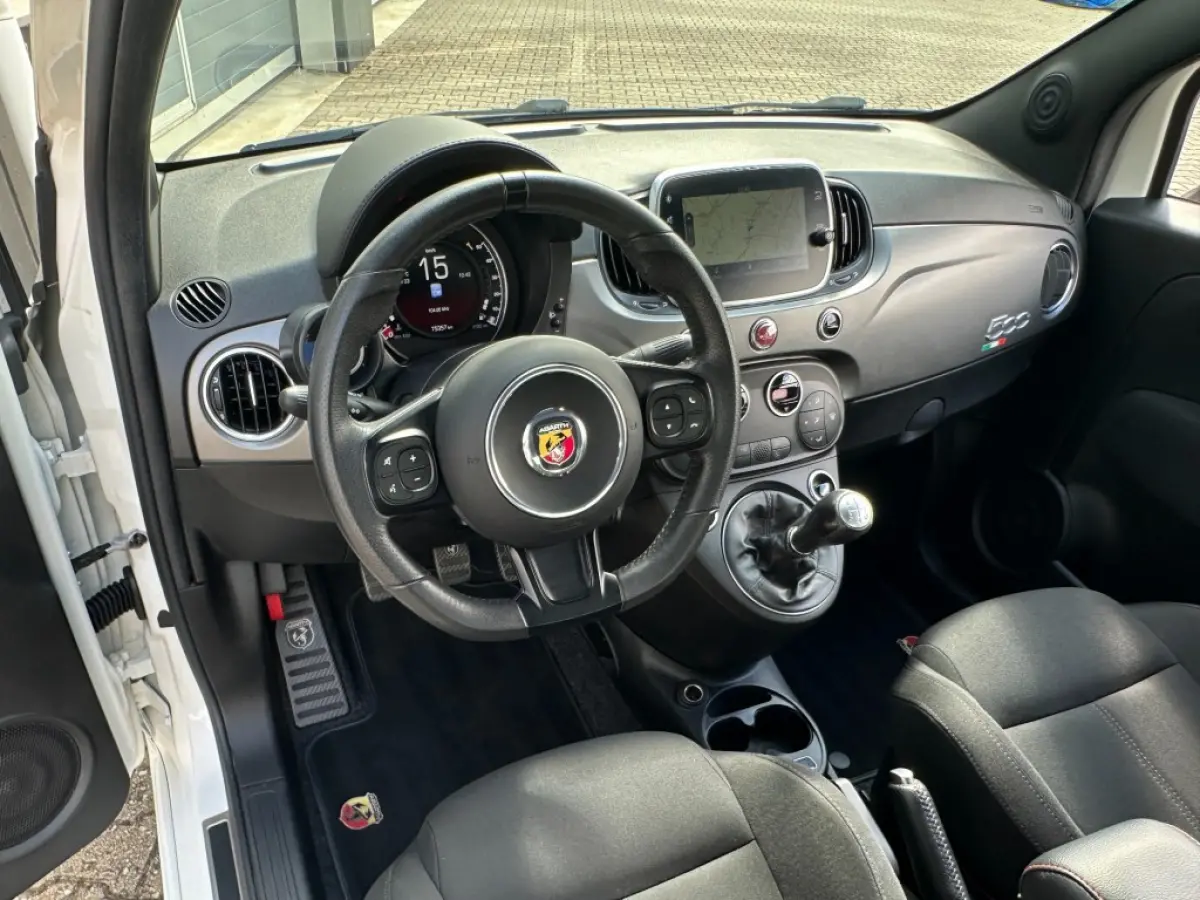 1.4 T-Jet Abarth 595 Pista 160pk bj2019 *Navi *Apple carplay *PDC