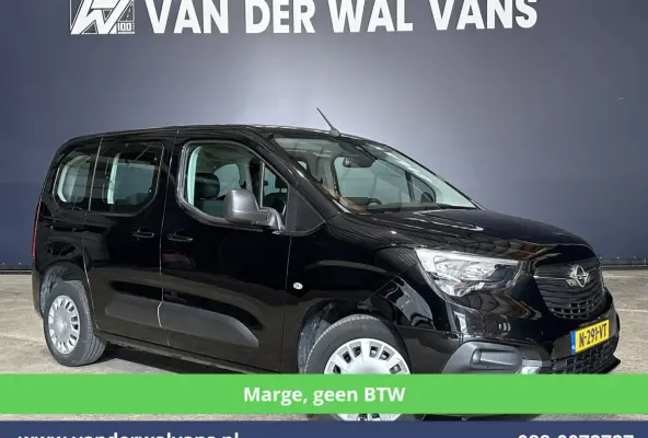1.2 Turbo 131pk *Marge, GEEN BTW* Automaat 5 Persoons Benzine L1H1 Euro6 Airco | 5-Zits | Navigatie | Apple Carplay Android Auto, Cruisecontrol, Trekhaak, Parkeersensoren, Achterklep, Dubbel