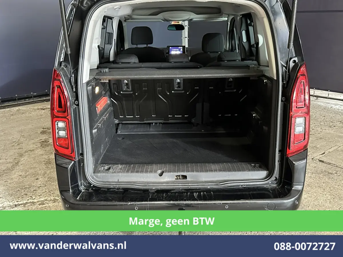 1.2 Turbo 131pk *Marge, GEEN BTW* Automaat 5 Persoons Benzine L1H1 Euro6 Airco | 5-Zits | Navigatie | Apple Carplay Android Auto, Cruisecontrol, Trekhaak, Parkeersensoren, Achterklep
