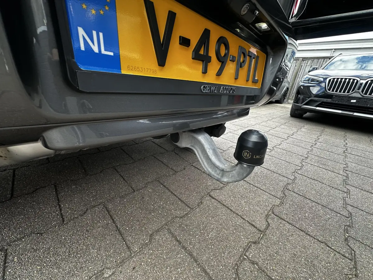 3.0 D200 MHEV SE