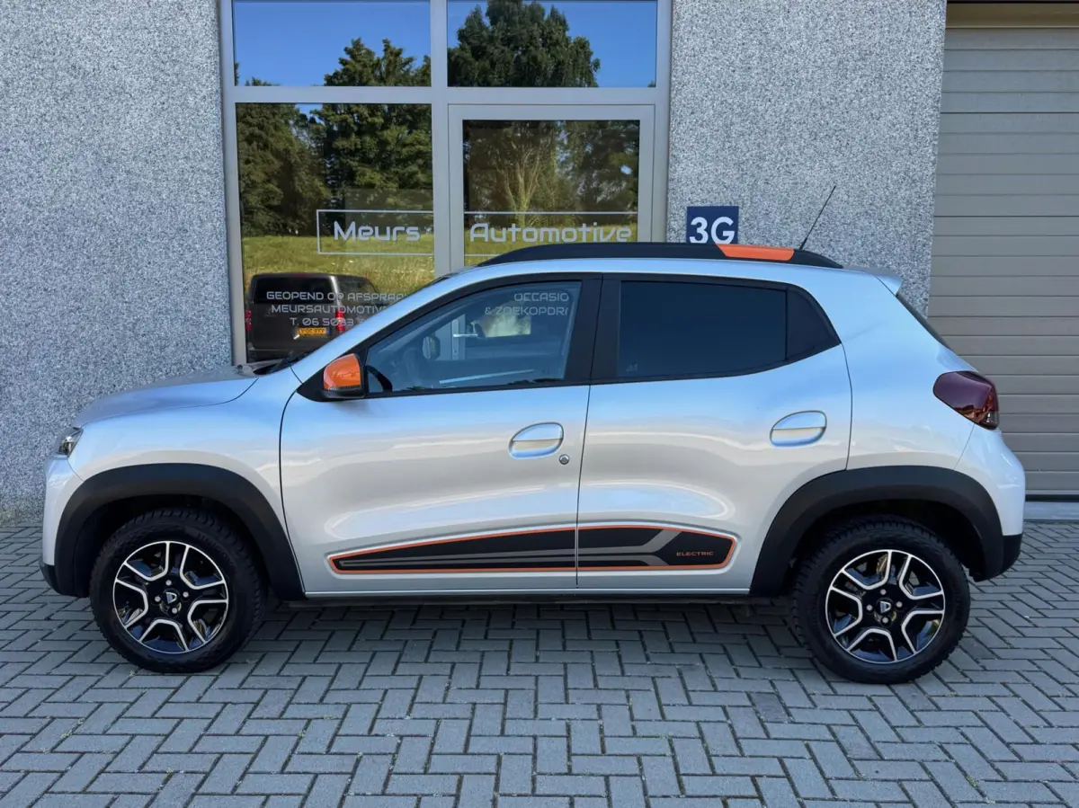 Comfort Plus (Orange Pack) 27 kWh DC Lader/Navi/Camera/All season banden/CarPlay